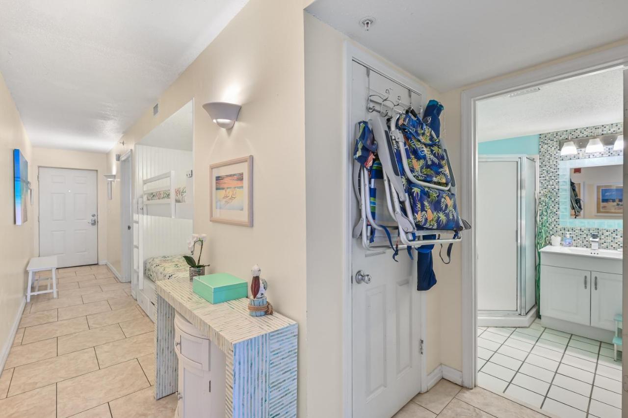 Pelican Beach Resort Rentals Дестин Экстерьер фото